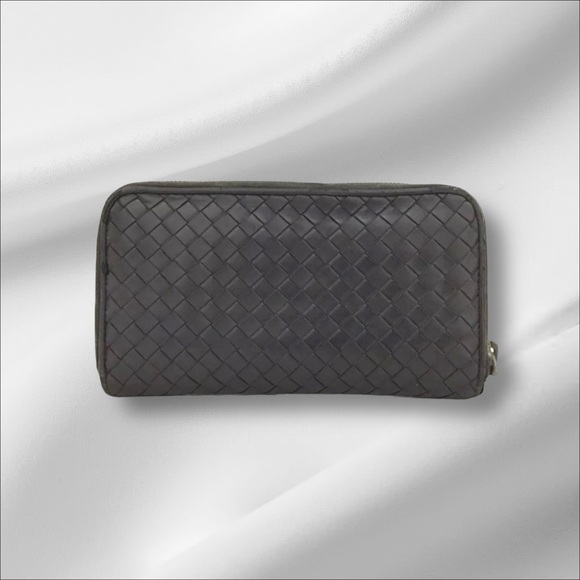 Bottega Veneta Intrecciato Lambskin Zip Around Wallet Black
GUC! - Picture 7 of 8
